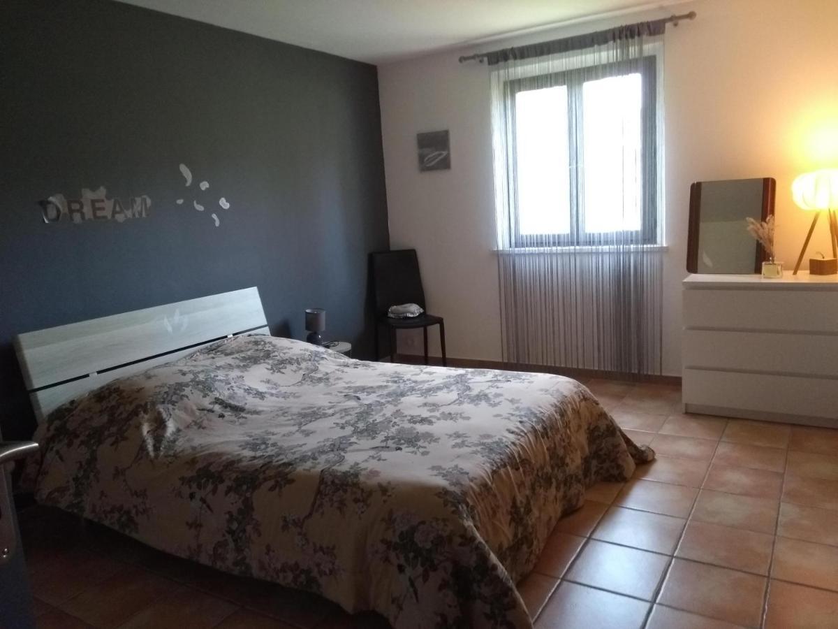 Appartement 3 Pieces Dans Villa Individuelle Falicon Buitenkant foto